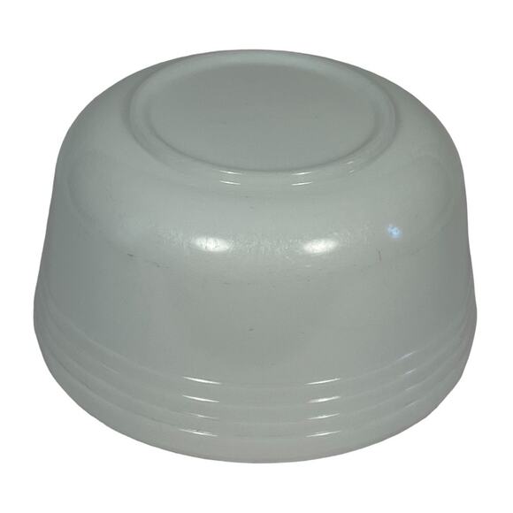 Pyrex Hamilton Beach Vintage 1940s 1950's USA White Milk Glass Large Mixing Bowl - Picture 3 of 8